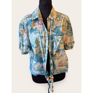 Women's Salt Life Knotted Button Up Shirt - Size XL